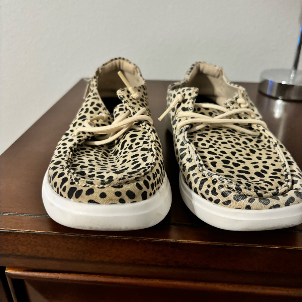 Women’s bobs shoes size7